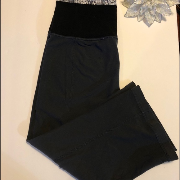 Lululemon Yoga Pants Reversible - Picture 4 of 9